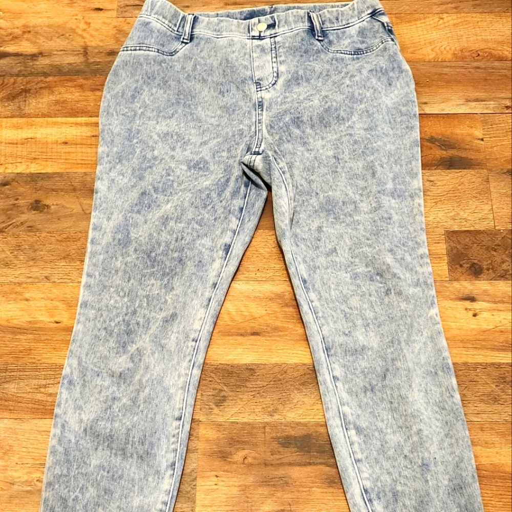 Time and Tru women's stretch Pants size 4 -6